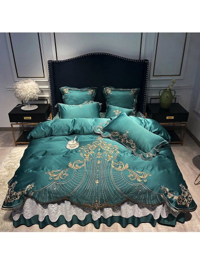 Dark Green Luxury Retro Gold Floral Embroidery Comforter Set