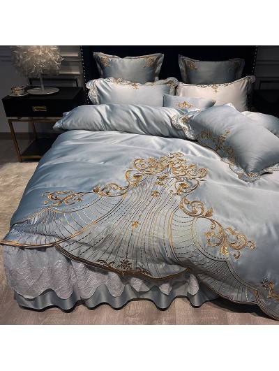 Light Gray Luxurious Retro Gold Floral Embroidery Comforter Set